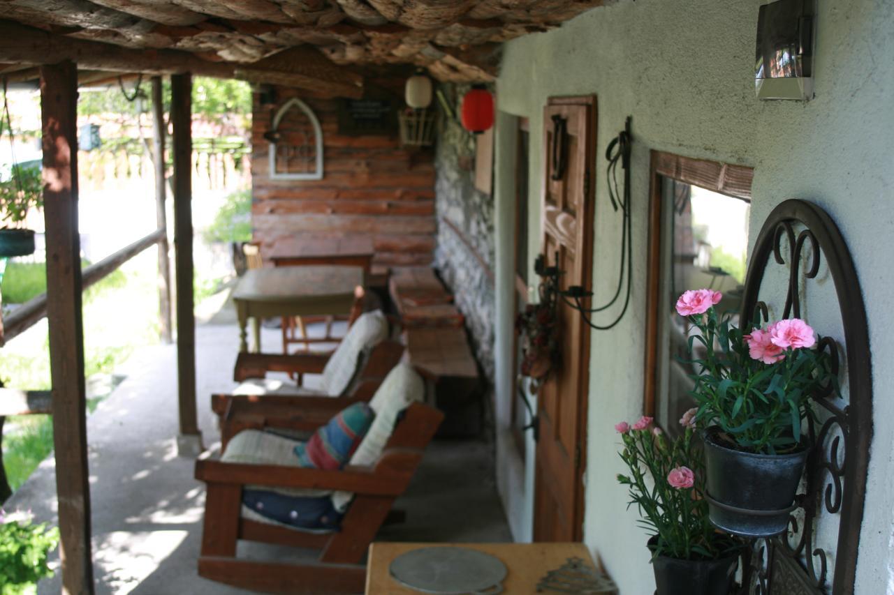 Guest House Kamenik Ягодина Экстерьер фото